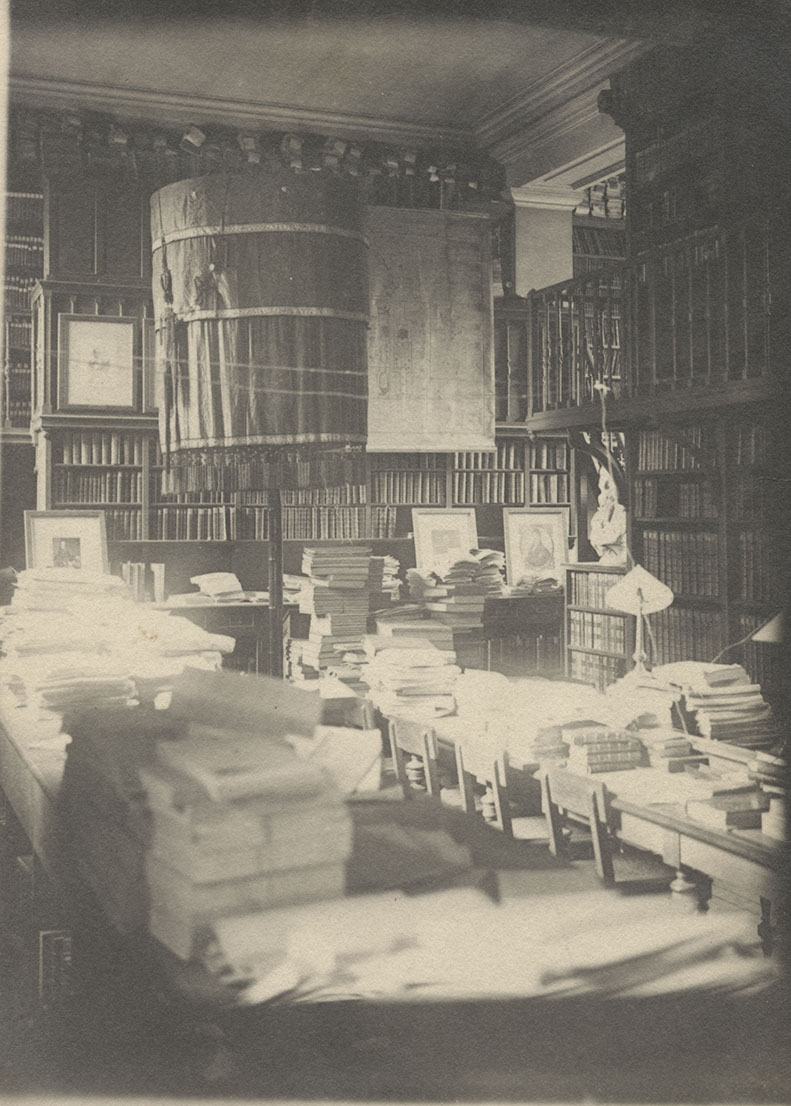 Bibliothèque du ministère des Affaires étrangères en 1944