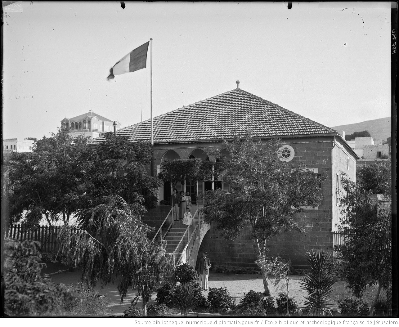 Photographie du bâtiment occupé par le consulat de France à Haïfa